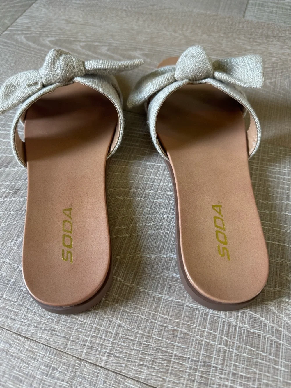 Soda Women's Beige Knotted Bow Slide Sandals